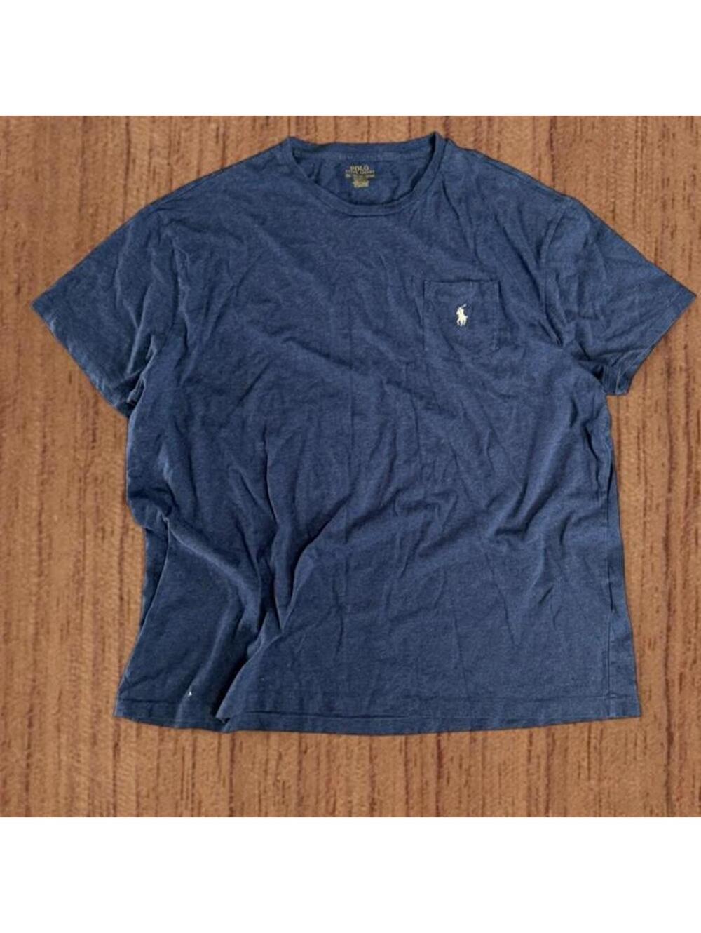 Ralph Lauren Men's Blue and Navy Tshirt